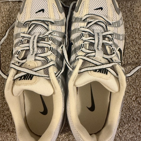 Nike Women’s P-6000 Sneakers - Picture 4 of 6